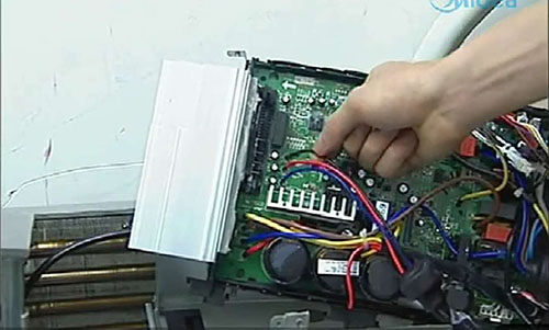 鱼峰美的空调电话是多少